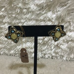 Vintage silver and Crystals stud earrings